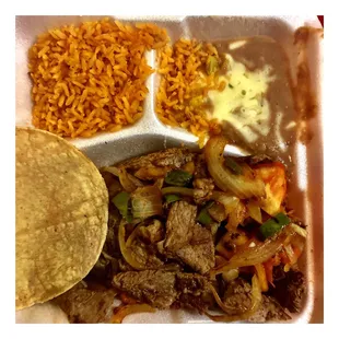 Bistec a la Mexicana Dinner. Nice! Su Taqueria Thaly's.Great Food Super Service! Never Disappointed!  Pickup Delivery! Open to 3am.Cool!