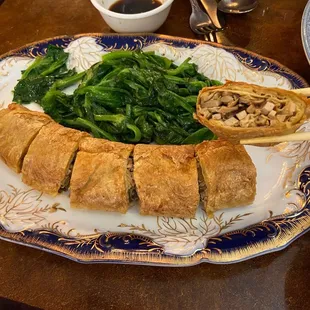 Tofu skin with pea leaves