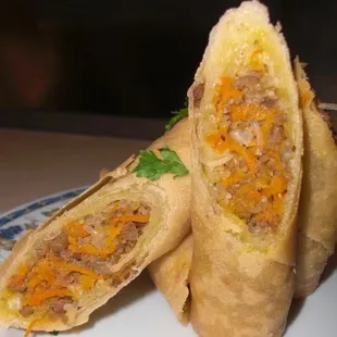 Mama Thuy's famous eggrolls