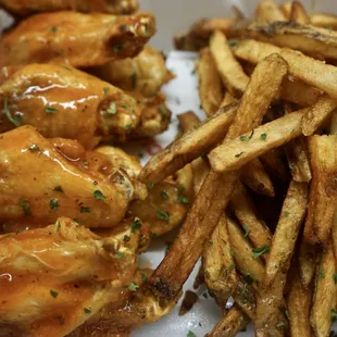 poultry, chicken wings, bbq chicken, fried chicken, bbq wings, food, chicken, fried chicken wings, chicken wings and fried chicken