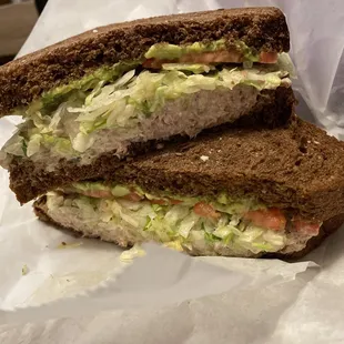 19. Tuna, avocado special