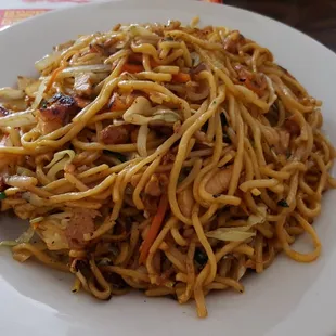 Chicken Lo Mein
