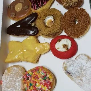 12 Assorted Doughnuts