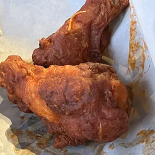 Wings with feathers.