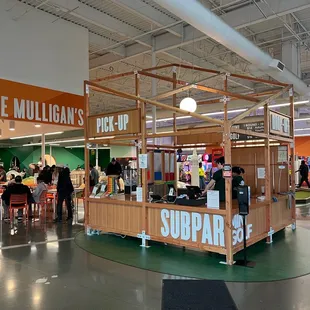 4/29/23 Cool decor, interior entrance