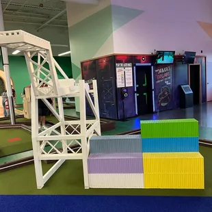 4/29/23 Cool decor, Port of Oakland