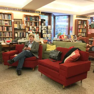 Photo courtesy of Paula Bach.