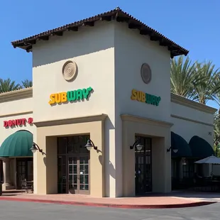 the entrance to a subway subway store