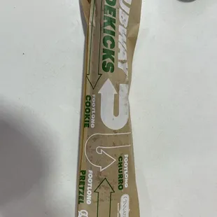 Foot Auntie Anne's- Footlong Pretzel