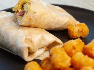 The Lookout Kitchen-Lake Murray