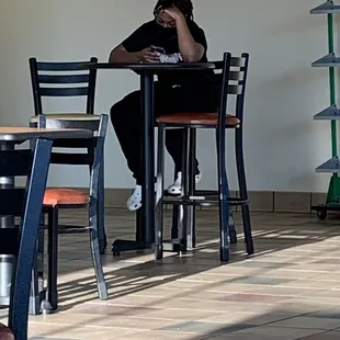 Employee just sat on her phone and kind of helped me with an attitude. No thank you or anything pleasant at all. Forgot my drink too. ‍