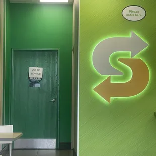 sushi and sashimi, interior