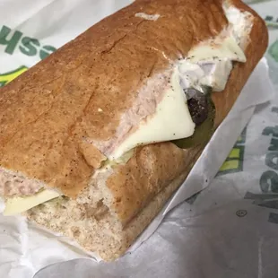 u can never go wrong with a $5 sub:))