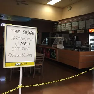 a closed sign in a restaurant
