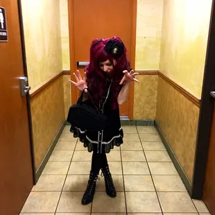 The Subway Fashion Sessions with Model Extraordinaire Carrie B.!&quot; - b/c what to do at 2:37am in SacTown...