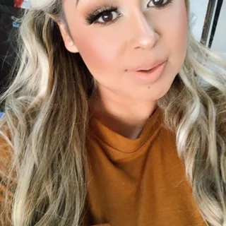 Ari G.