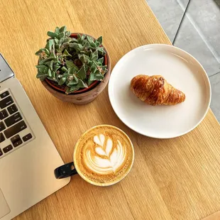 latte with succulent syrup (Orange peel, cardamon, and cinnamon)