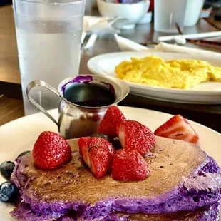 FILIPINO UBE PANCAKES