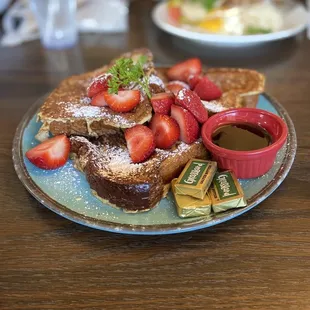French Toast with Strawberries
