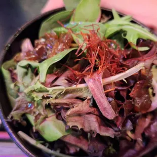 Green salad from broiled fish meal