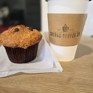 food, dessert, cupcakes