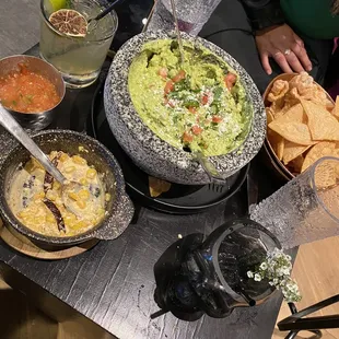 Esquites guac salsa and drinks on point