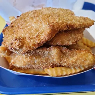 Fish tenders, shrimp and chips