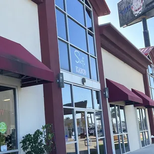 Faces Comfort Suites