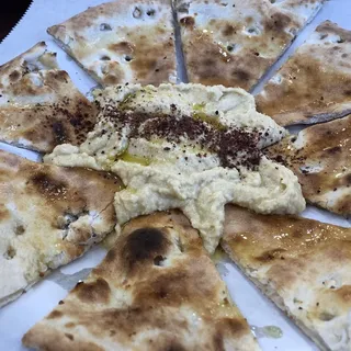 Hummus with Naan