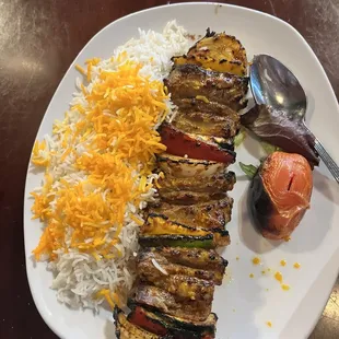 Filet mignon kabobs w/ saffron rice