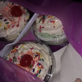 Kids sundae&apos;s