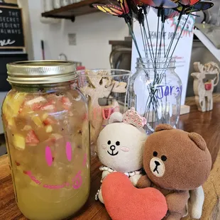 We got the pink happy face jar! Inside is Da Mean Buggah drink with fresh fruits