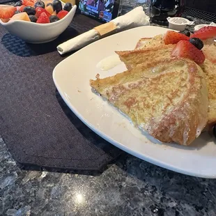 French Toast Fresh fruit &amp; Bacon in the rear