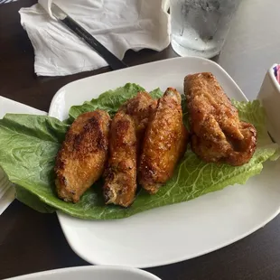 The mango wings they were good. And they are a nice size