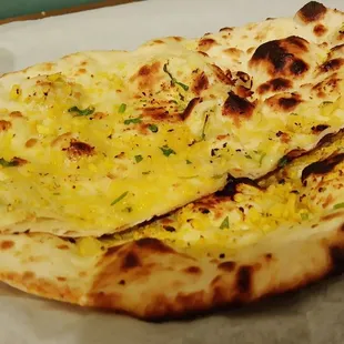 Garlic naan