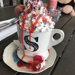 Unicorn hot chocolate