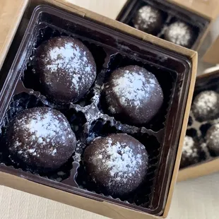 AMAZING peanut butter balls!