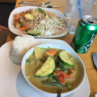 Vegetarian Pad Thai and Green Curry with rice.