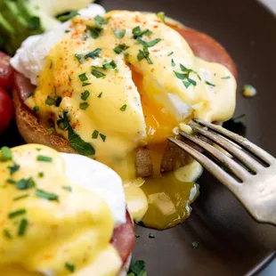 Eggs Benedict--yum!
