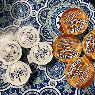 Smucker&apos;s Breakfast Syrup and Pure Whipped Butter