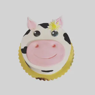 Cakes by order. Moo cake