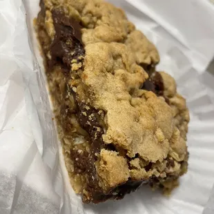 chocolate fudge oat bar