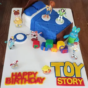 Toy Story 4 Birthday Cake!