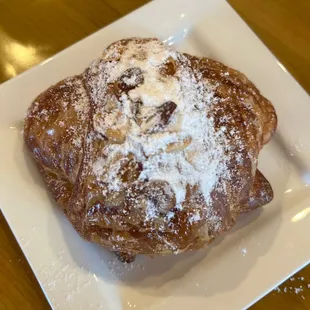 almond croissant