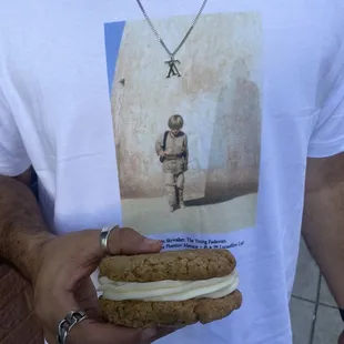 Oatmeal Cookie Pie