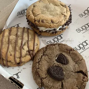 Cookie pie, stuffed Nutella cookie and Oreo cookie