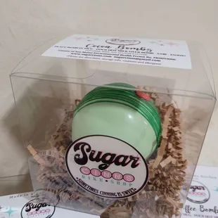 cocoa bombs - signature drizzle (white chocolate vanilla)