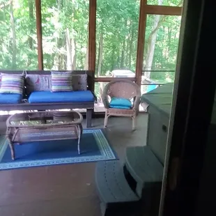 Screen porch