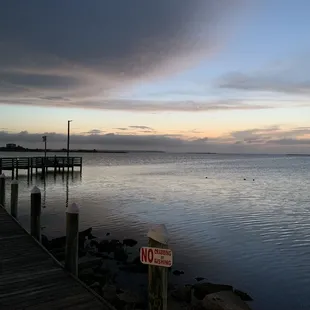 Bayfront walkway to the pier.