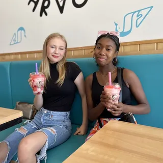 Lychee Sunset Slush w/ PoBa Strawberry